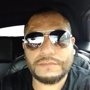 Meet your Posher, Isai